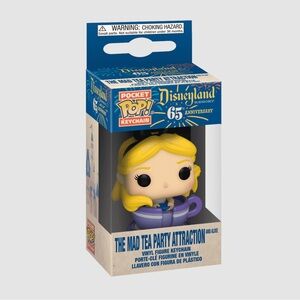 Pocket Pop! Mad Tea Party Attraction Keychain 🫖